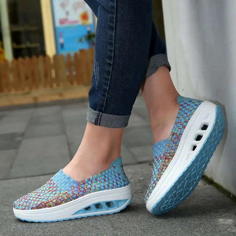 

Брендовая женская спортивная обувь Shose, брендовые самые популярные Стильные кроссовки на платформе, спортивная обувь для женщин, черные кро...