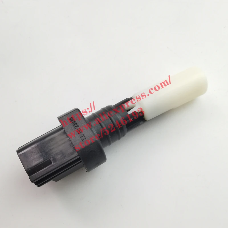 

Датчик уровня воды для Volvo S80 S80L S40 C70 C30