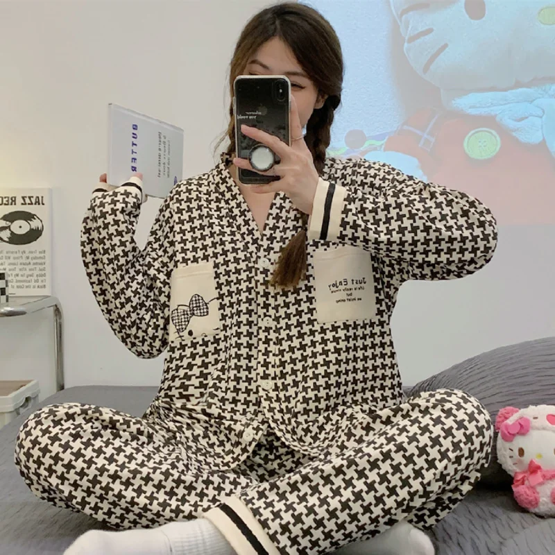 2023 New Arrival Long Sleeve Pajama Sets for Women V-neck Lovely and Fashionable night wears Home Outfit Women pajama Two-piece