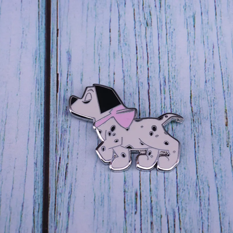 

Disney Brooch Cartoon One Hundred and One Dalmatians Metal Badge Fashion Lapel Pin Bag Decoration Jewelry Gifts for Boys Kids