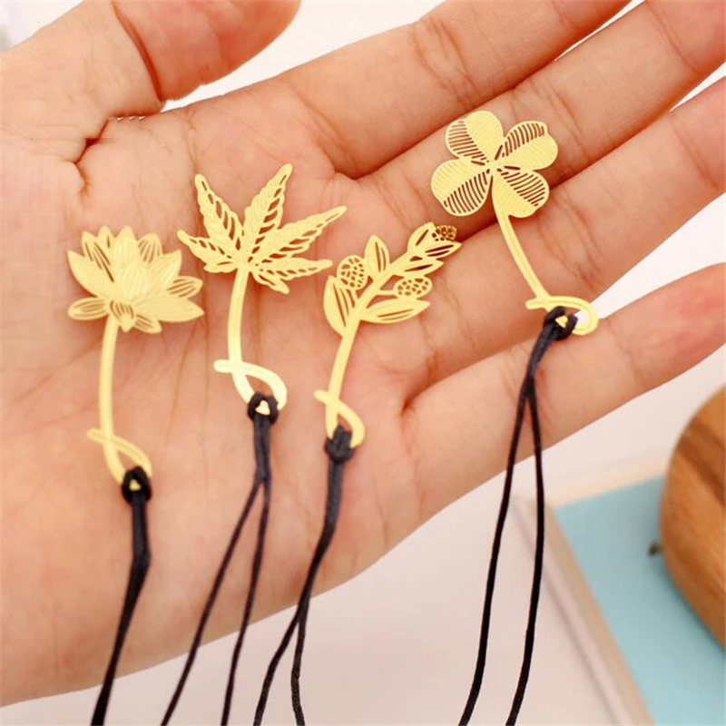 

4pcs/set Stationery Elegant Fresh Flowers Plants Story Bookmark Page Clip Clover Metal Bookmark Creative Gift School Supplies