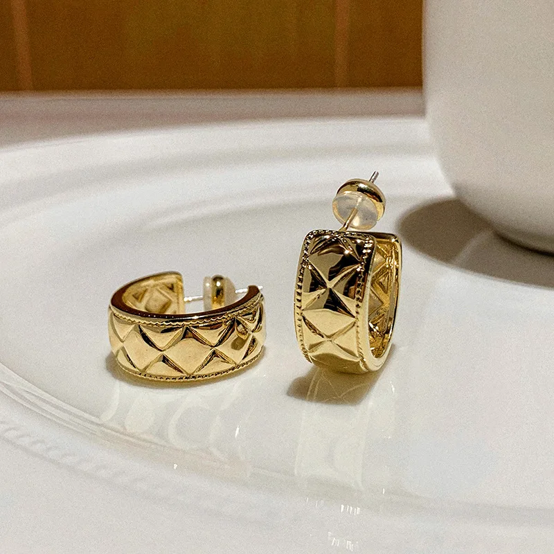 

New 2022 Korean Version Rhinestone Long Tassel Pearl Earrings Women's Simple Silver Color Earrings Party Jewelry Beautiful Gifts