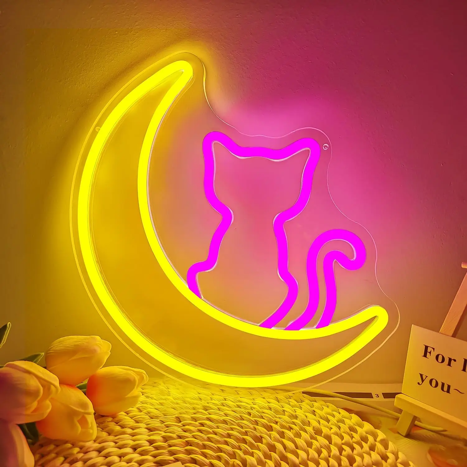 Неоновая лампа кошка