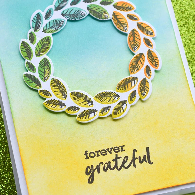 Прозрачный штамп и высечка Rainbow Days Lingo для создания украшений скрапбукинга |