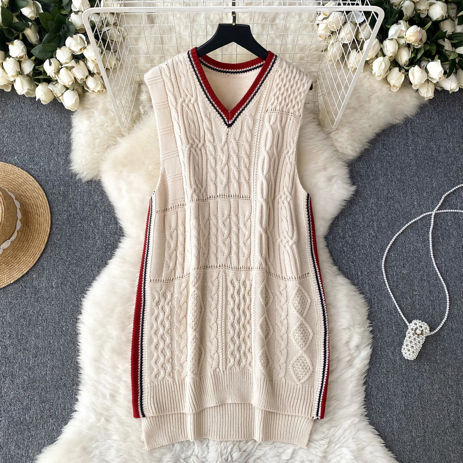 

Clothland Women Fashion Knitting Vest Waistcoat Pullover Sleeveless Sweater Stretchy Jacket Knitwear Long Tops Mujer MA91