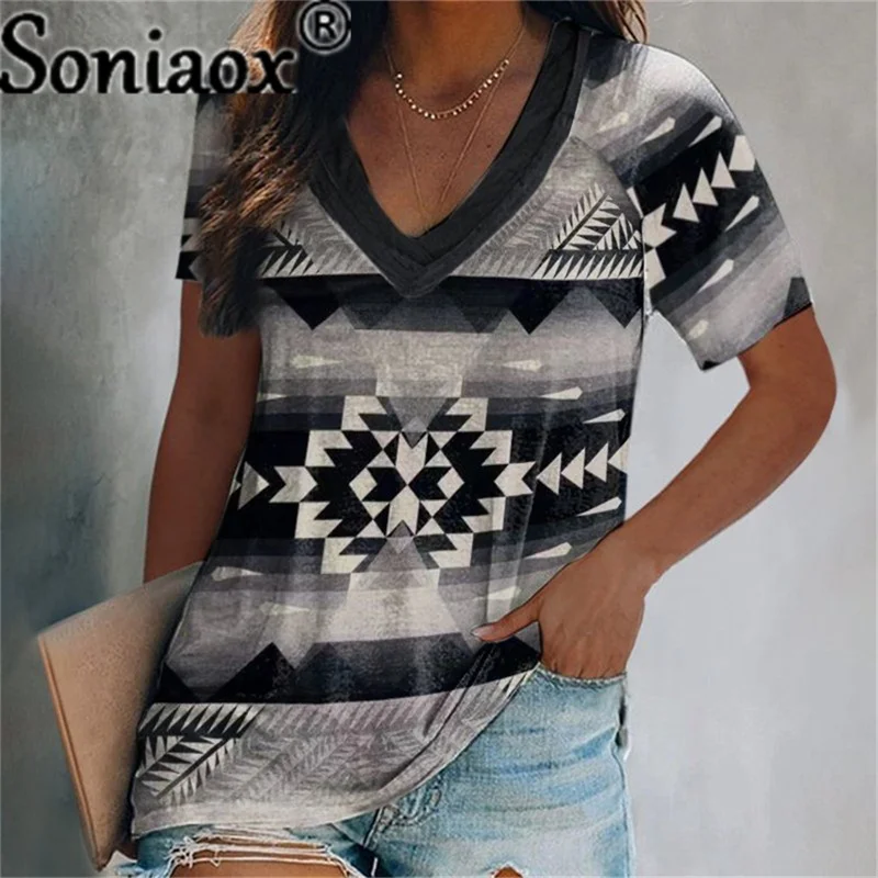 Купи Women New Geometric Print Loose Vintage T-Shirts Ladies Casual V Neck Short Sleeve Western Folk Style Print T Shirts Tops Femme за 523 рублей в магазине AliExpress