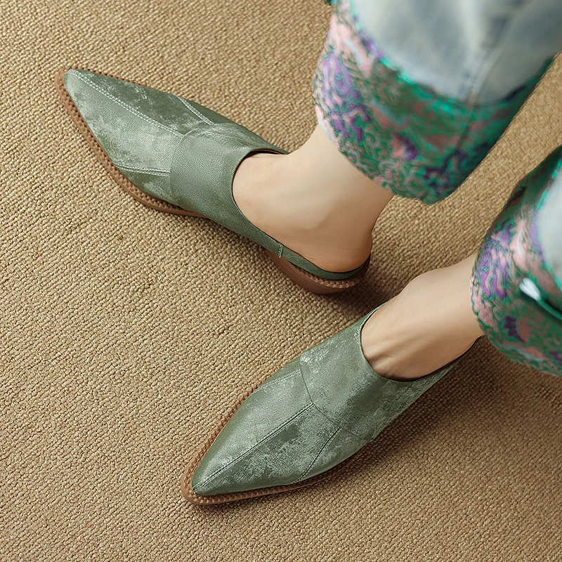 Женские полутапочки с острым носком Baotou цвет в ассортименте