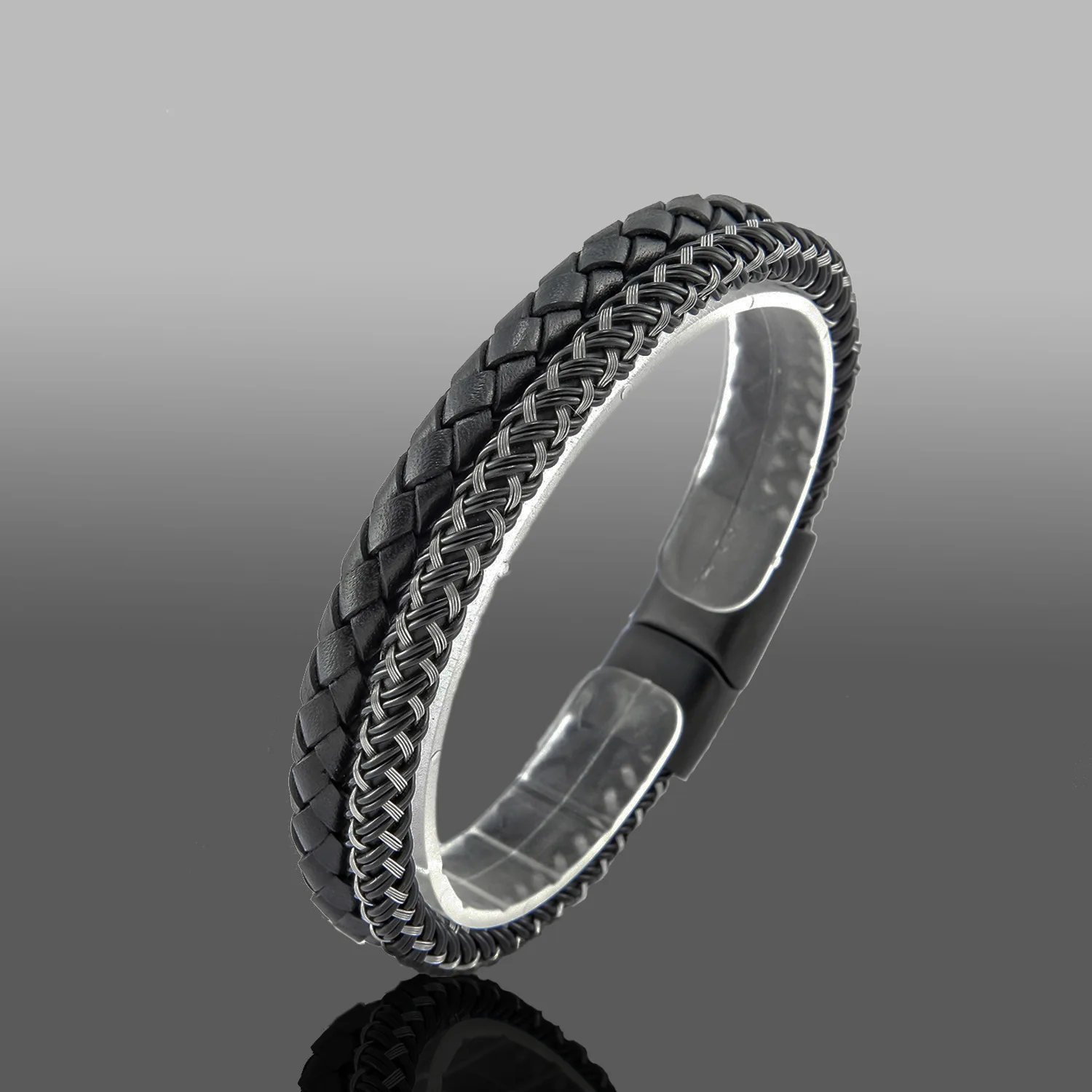 

Stainless Steel Jewelry Hot Selling Leather Strap Bracelet Men's Titanium Steel Creative Personality All-match Bracelet