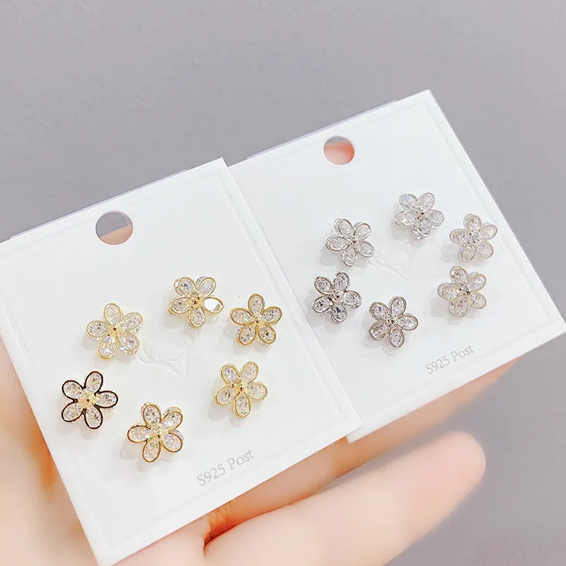 

Korean Style Micro Inlaid Zircon Petal Stud Earrings For Women 3pcs/Set Set Charm Silvers Needle Jewelry