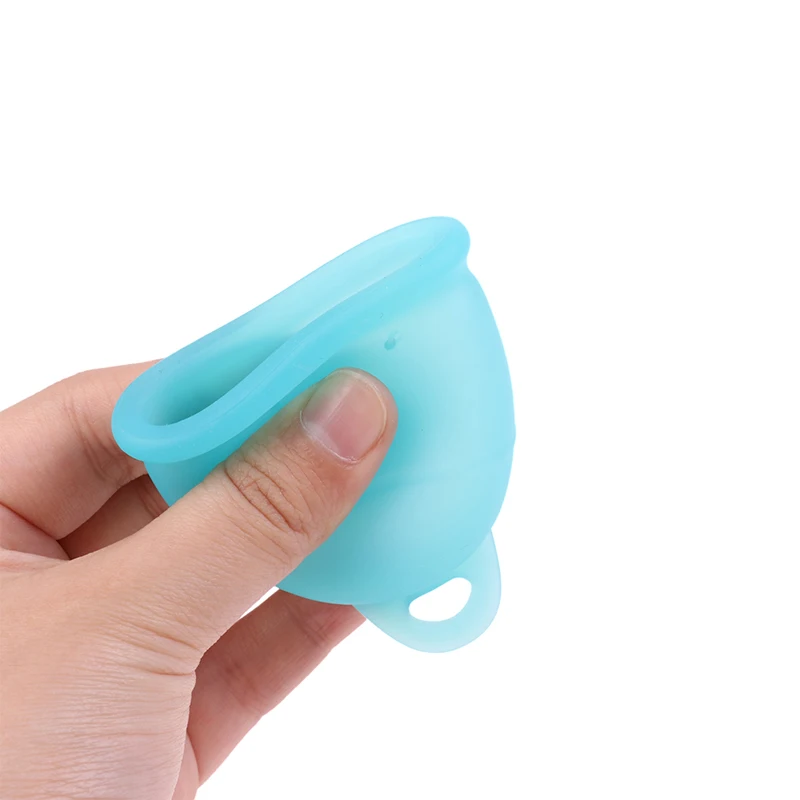 Многоразовая Женская менструальная чаша из силикона фиолетового цвета для