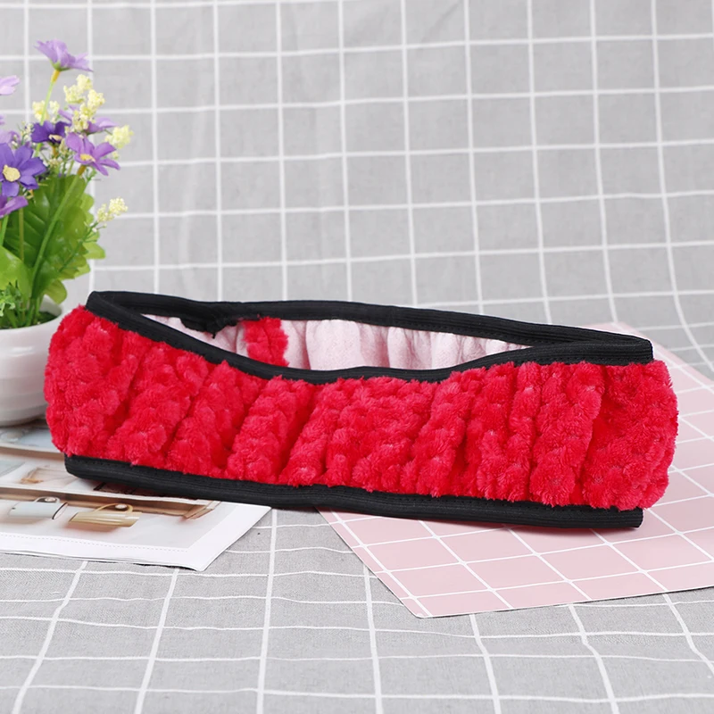 

1PC Winter red soft warm plush velvet car steering wheel cover auto car decor