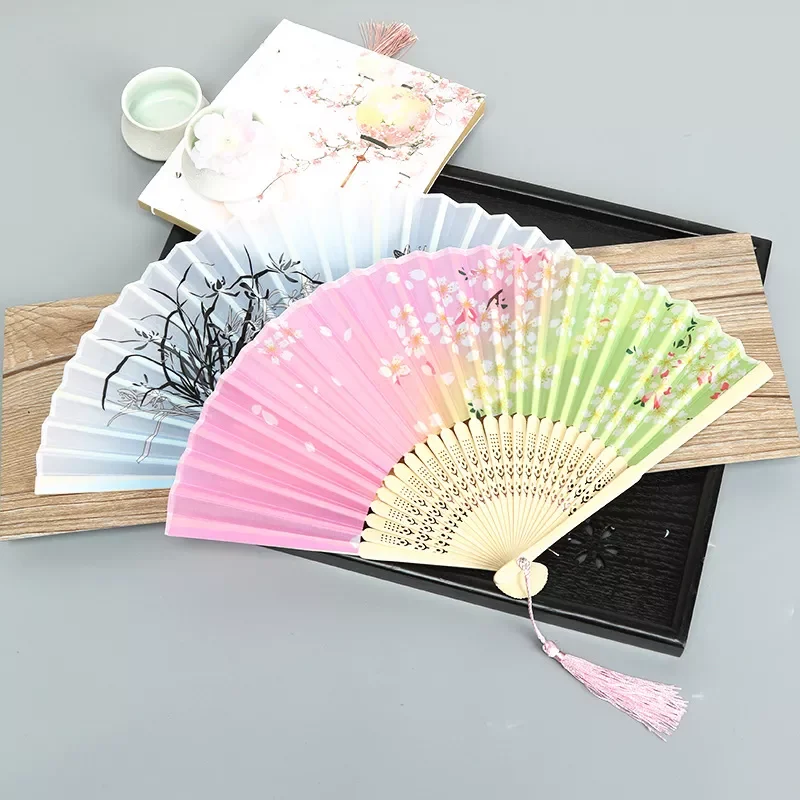 

Style Fan Pattern Folding Dance Wedding Party Lace Silk Folding Hand Held Flower Fan Women Photo Prop Tool Art Craft