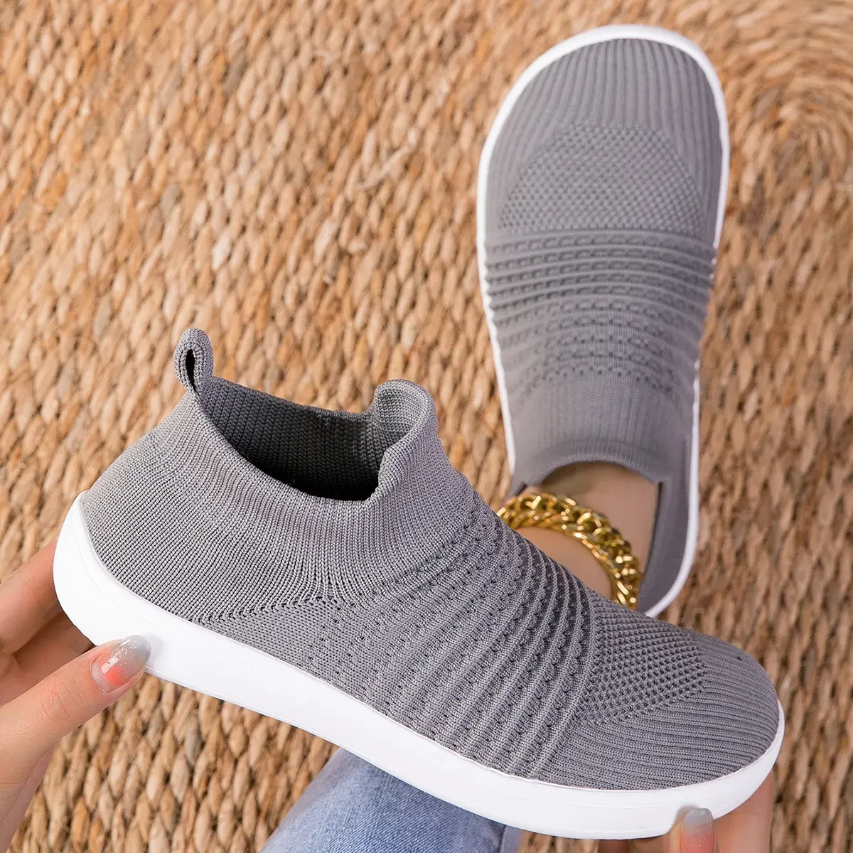 Женские мягкие теннисные туфли на плоской подошве с широким носком дышащие