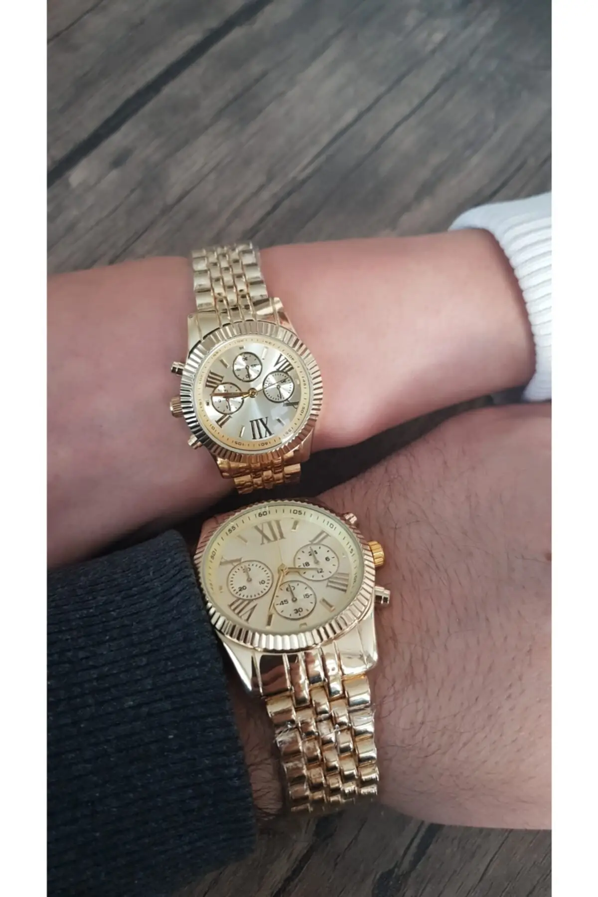 

2022 Watches Dear Hours Metal Cord Double Hours New Luxury Quartz Clock Top Stylish Brand Sport Fashion High Quality