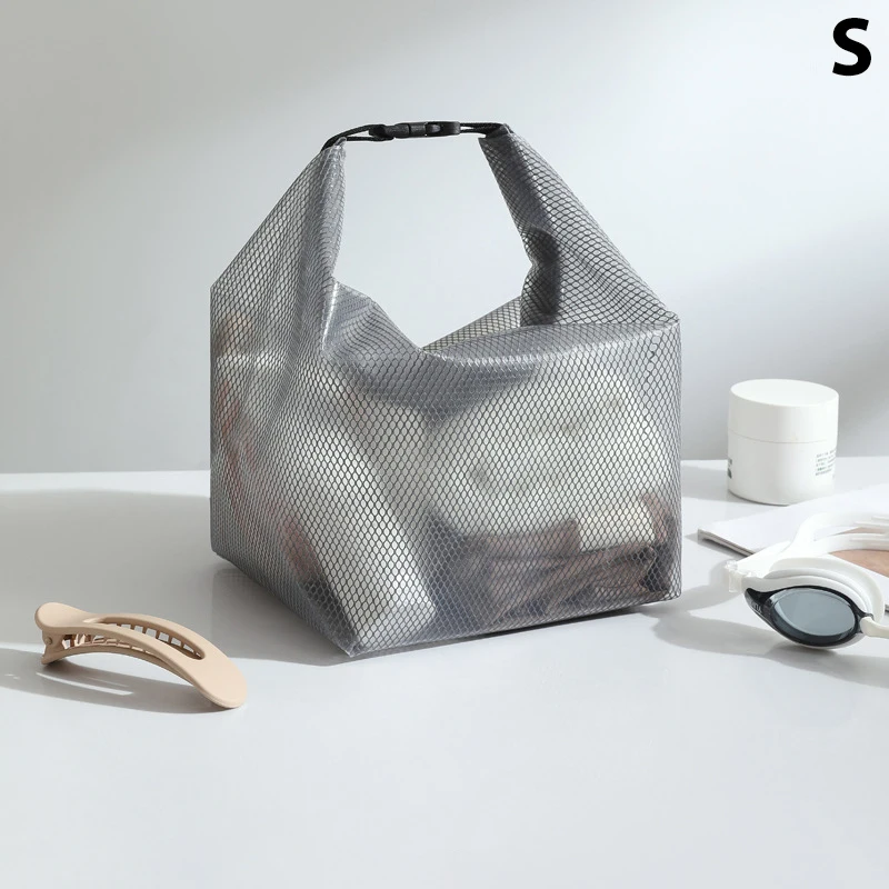 

Косметичка EVA черная или белая