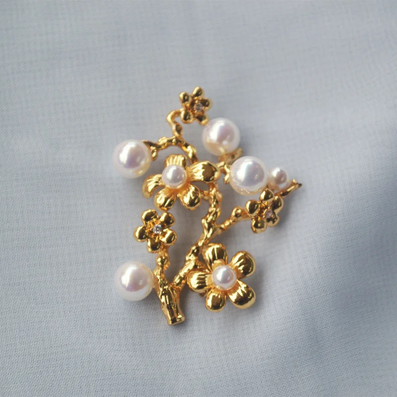 WP-016 WKT Лидер продаж роскошная жемчужная брошь с резным цветком и жемчугом на день