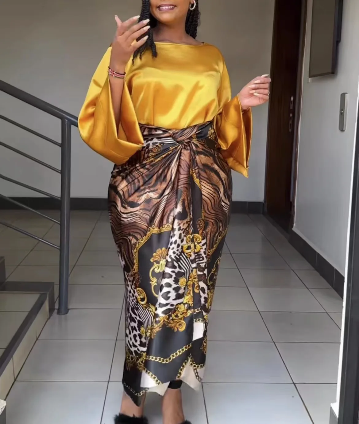 

Summer Fashion Elegant Two Piece Set African Women Casual Loose Flare Sleeve Tshirt Lace-up Print Skirt Two Piece Set Women