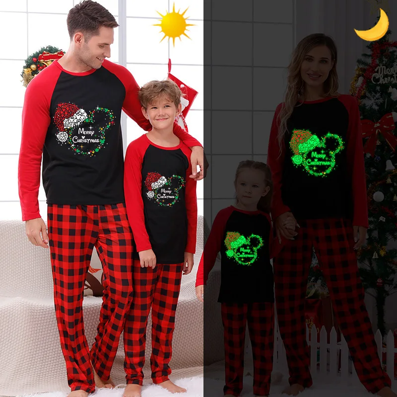 

Рождественская подходящая семейная Пижама, светящийся яркий мультяшный красный пижамный комплект