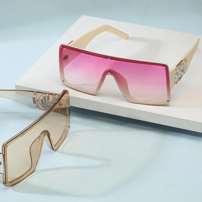 

2022 New Fashion Sunglasses Men Women Outdoor Large Frame Oversized Sports Goggle Wholesale Beach Sun Glasses Colorful UV400