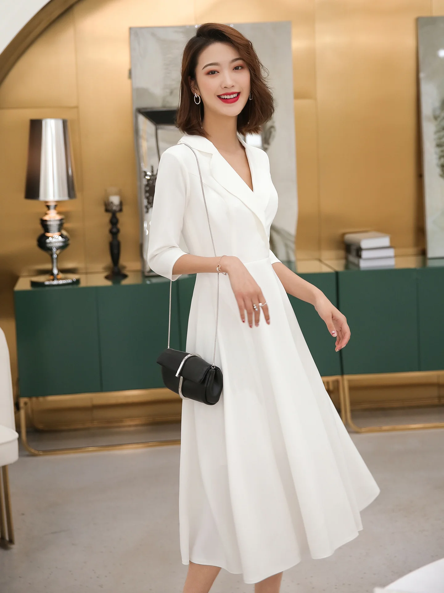 

vestido de festa Simple and Elegant Formal Dress White Evening Dress Simple And Generous Student Host Small Dress V-neck Dress