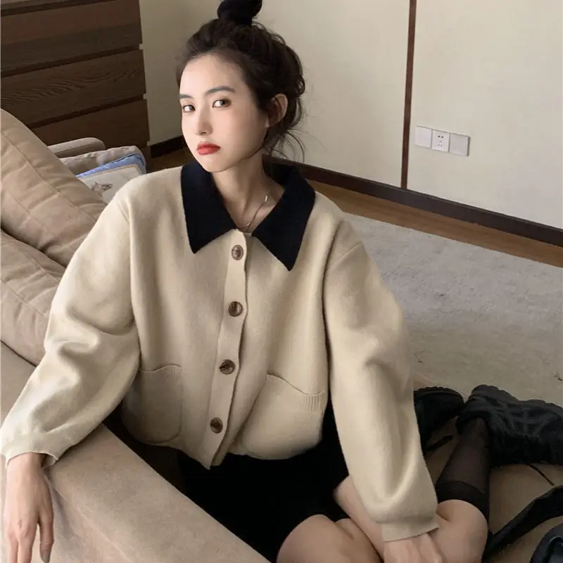 

Sweater knitted outer picked women's short sweater cardigan autumn and winter loose wearing a wild college cardigans female