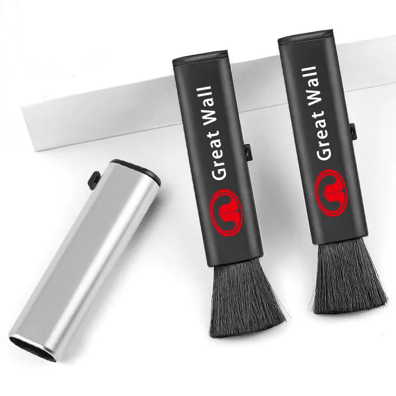 

1pcs Car Logo Retractable Cleaning Brush Computer Keyboard Cleaning Brush for Great Wall Hover H3 M4 Poer Pao Voleex C30 Wingle
