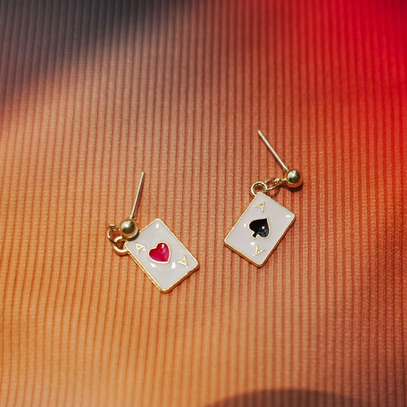 

korean fashion poker earrings halloween designer jewelry heart/spade pendant earrings for women 2022 new collection ins trend