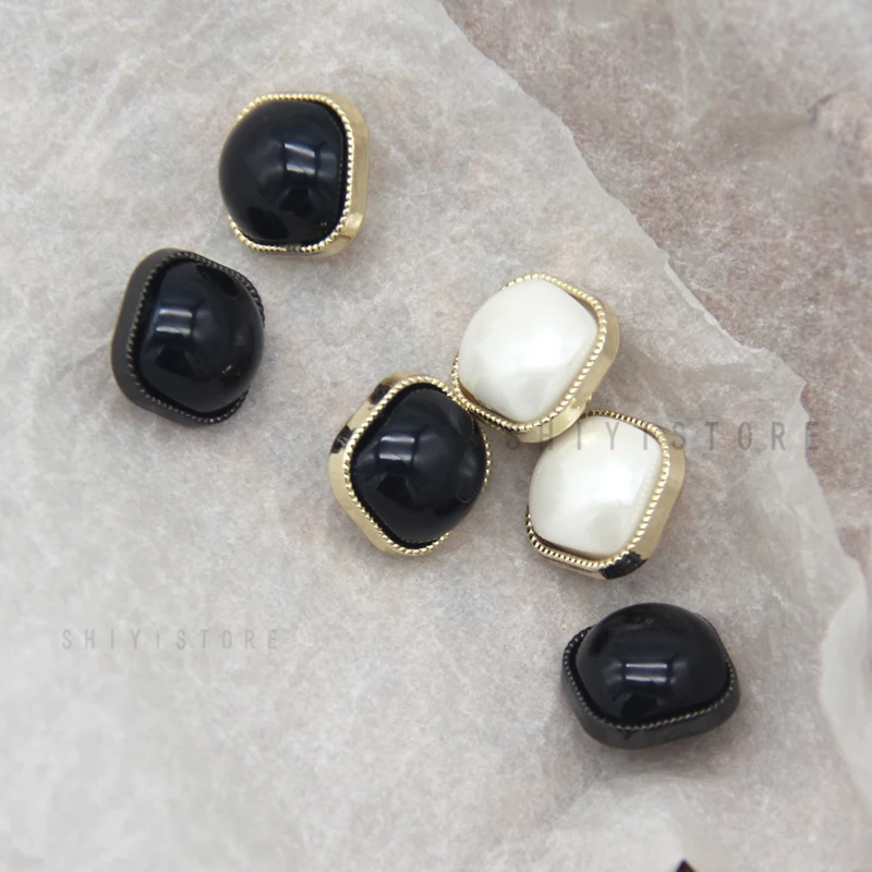 6pcs Vintage Square Gold Metal Buttons For Clothes Women Girl Shirt Garment Decorative Handmade DIY Sewing Crafts Wholesale images - 6