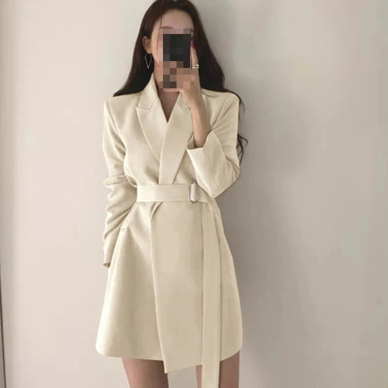 

2023 Fashion Women's Casual Suit Solid Color Suit Collar and Regular Sleeve Commuter Belt Office Women Chic Clothing