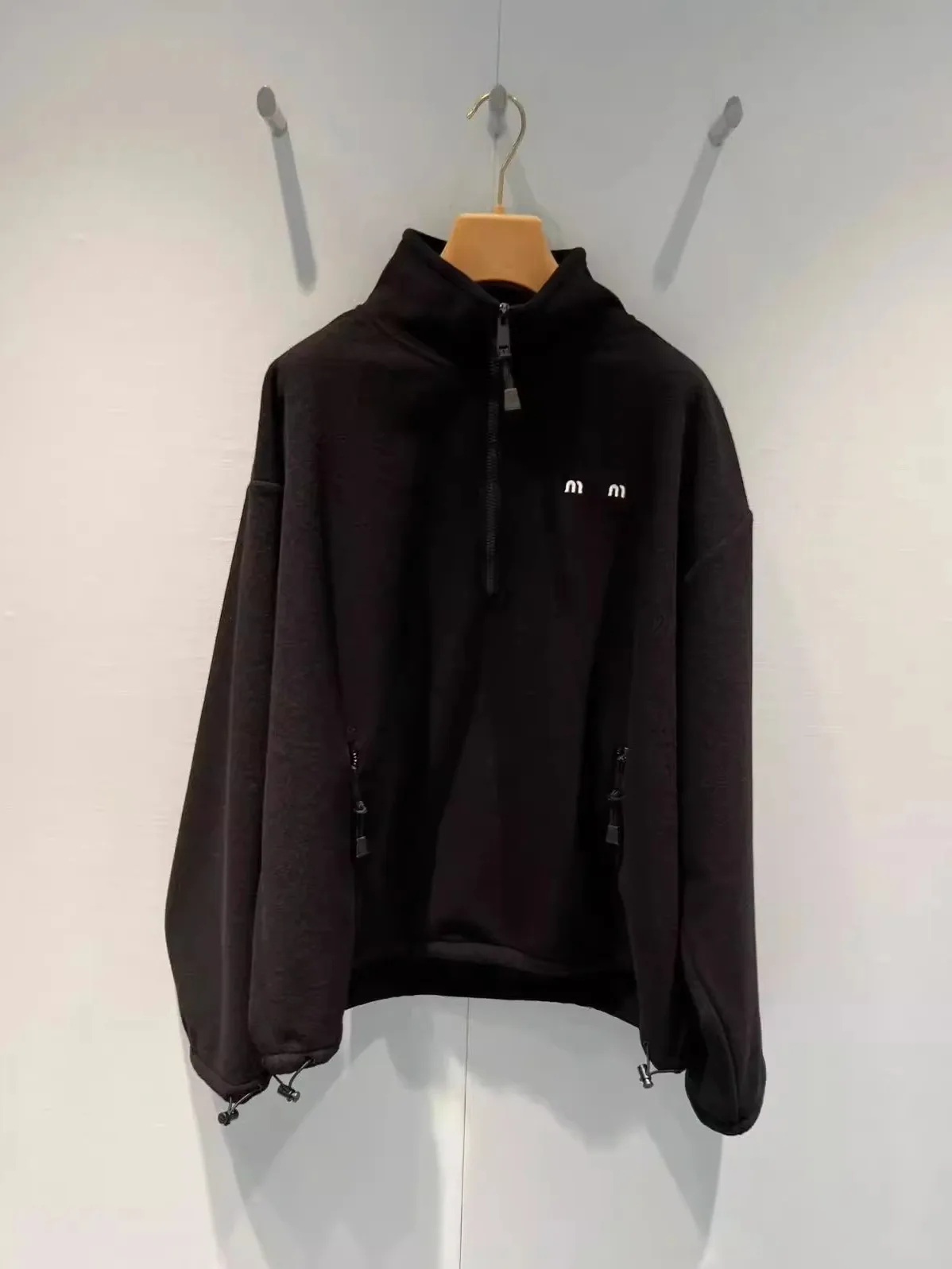 Универсальная свободная флисовая куртка с воротником-стойкой и молнией на груди