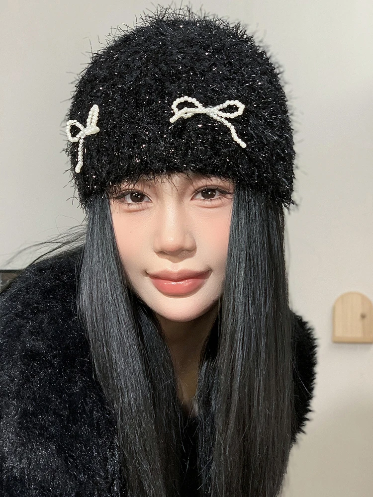 Плюшевая шапочка с жемчужными бантами детская осенне-зимняя универсальная