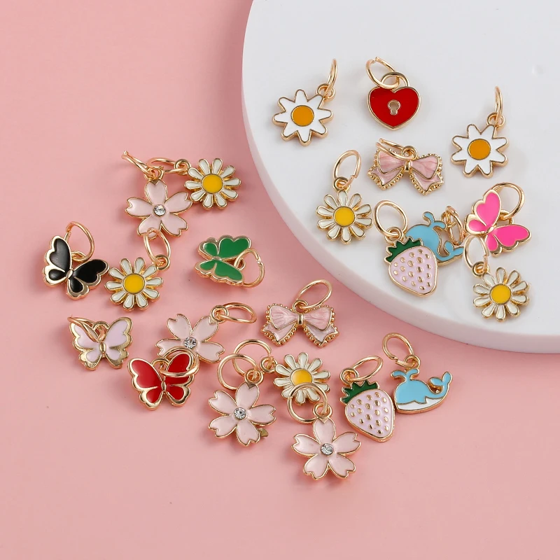 

10Pcs/Lot Strawberry Daisy Butterfly Pendant Beads Suitable For Original Ladies Charms Bracelet Necklace Make For Women Jewelry