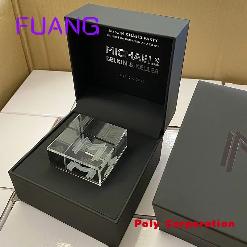 Custom Logo Luxury high-end fragrance essential oil perfume bottle paper PU leather gift box packapacking box for small business