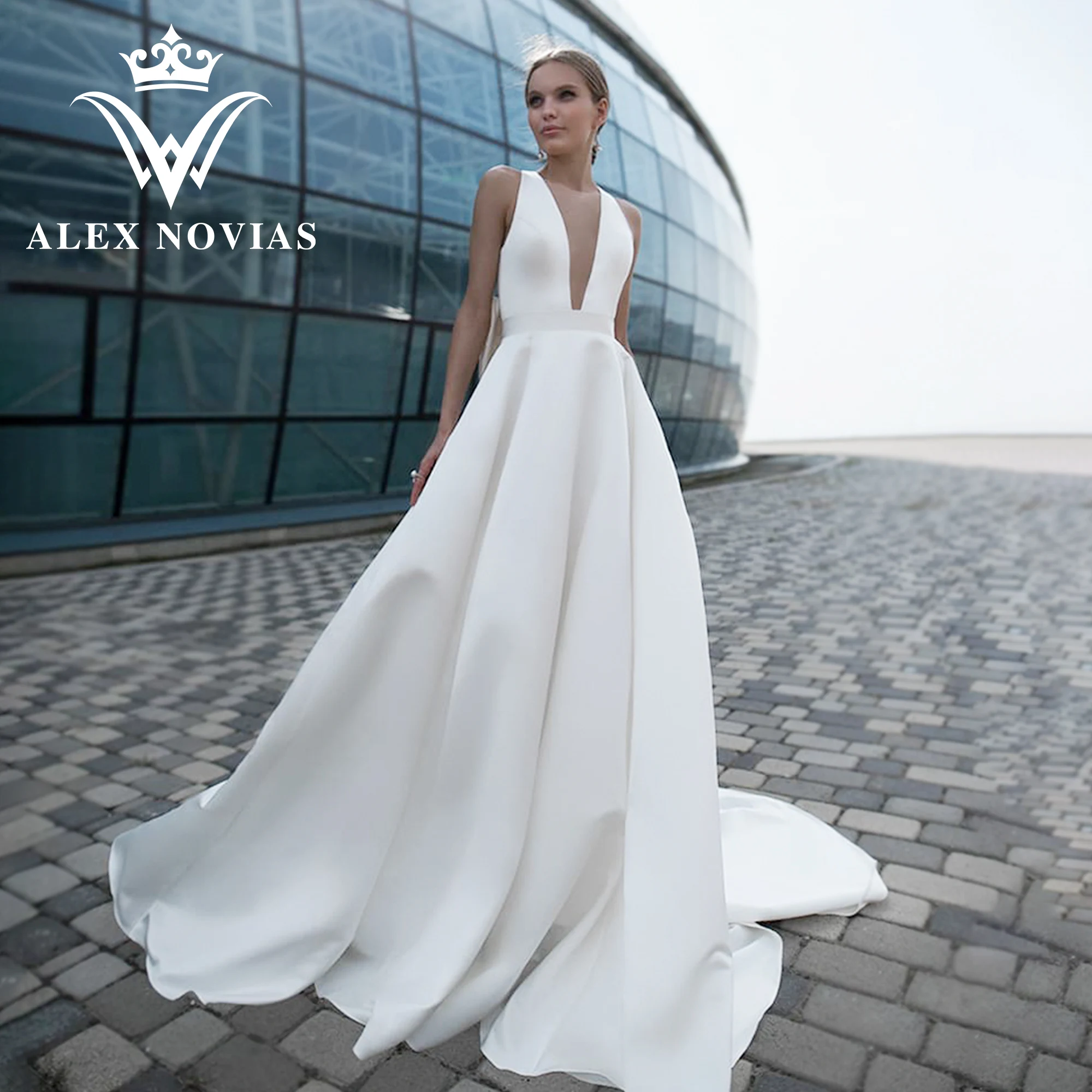 

Свадебное атласное платье-трапеция ALEX NOVIAS, темно-синее платье с глубоким V-образным вырезом и цветочным бантом, лето 2023