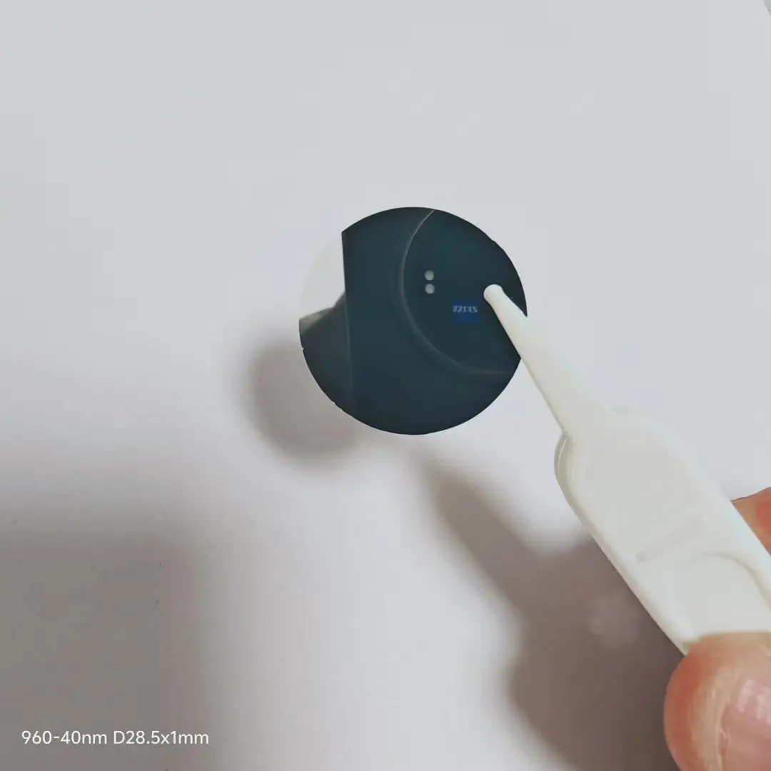 

Размер Диаметр 28,5 мм и 1 мм Толщина от 940 нм до 980 нм Центр 960 нм ИК Узкополосный фильтр Стекло NBP960-40 нм