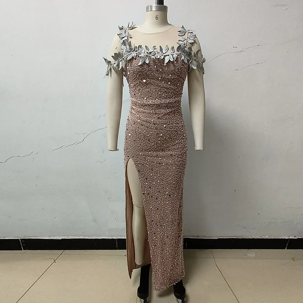 Женское платье макси с открытыми плечами DEIVE TEGER летнее облегающее блестками