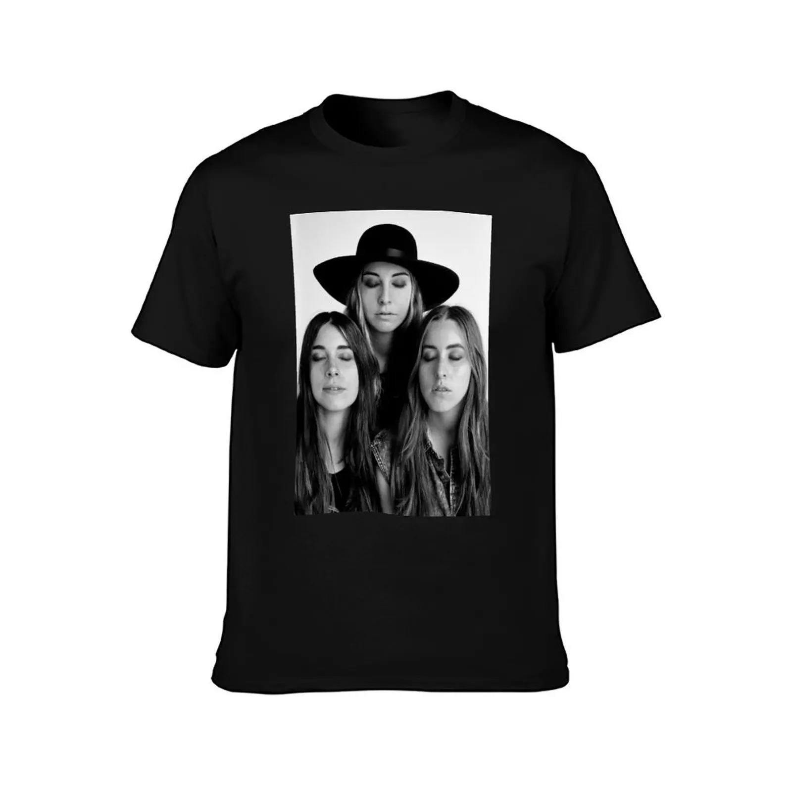 Фото Футболка Haim 4 Sticker, простая футболка большого размера №2