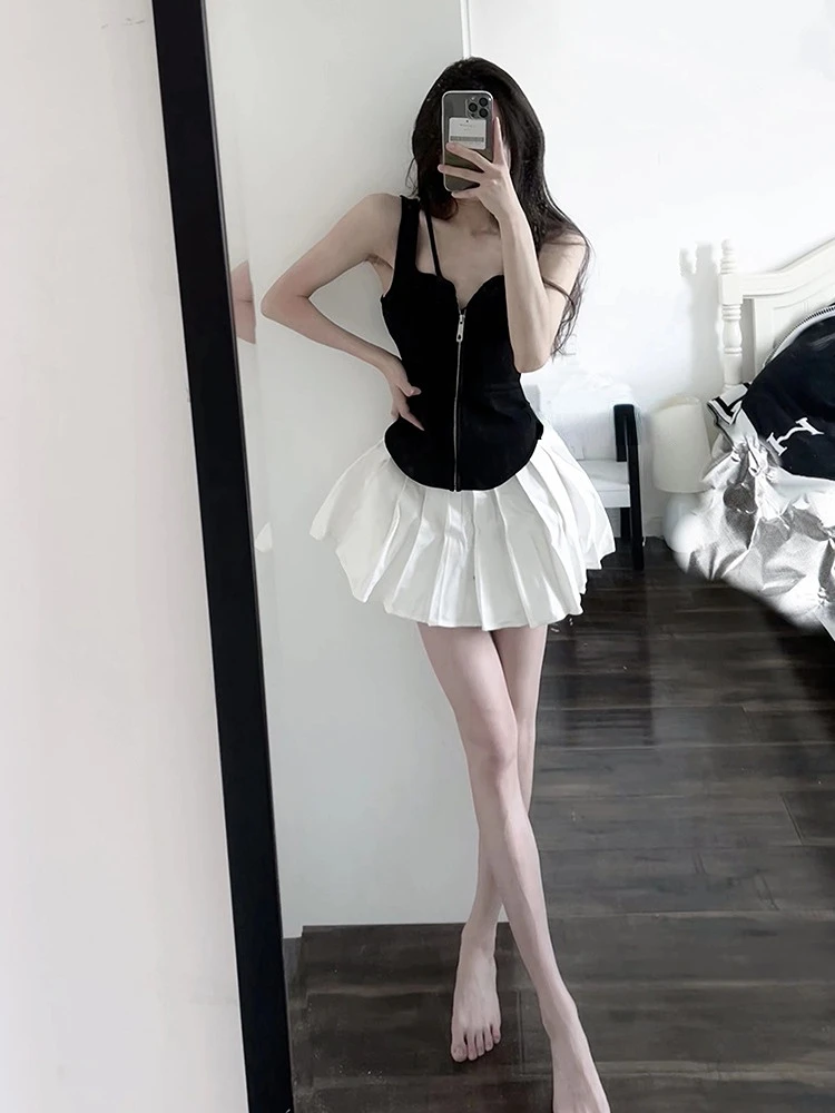 

2023 Black Camisole Waist Sleeveless Zipper Slim Top Vest Women