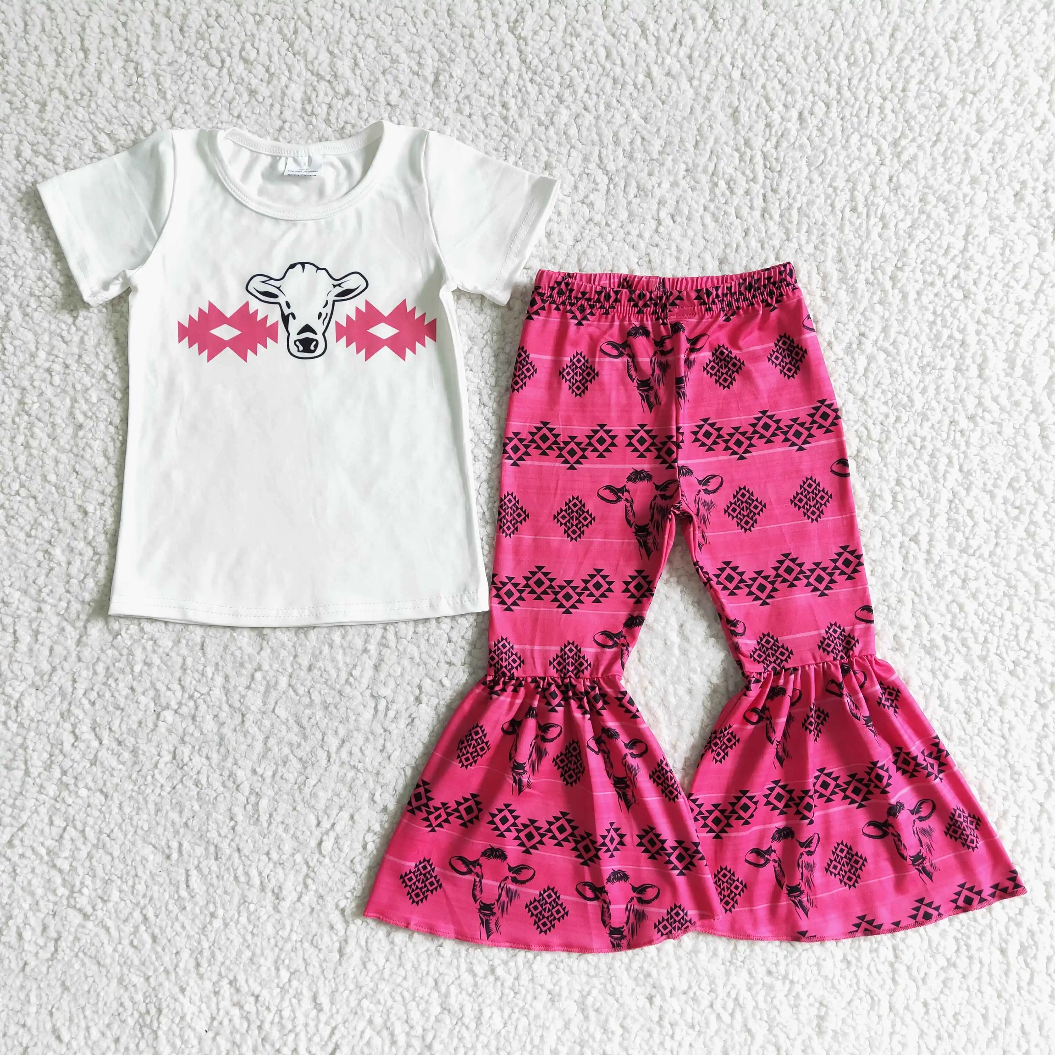 

New Fashion RTS NO MOQ Sassy Girls Boutique Apparels Children's Cow Print Outfits Kids Aztec Clothes Sets