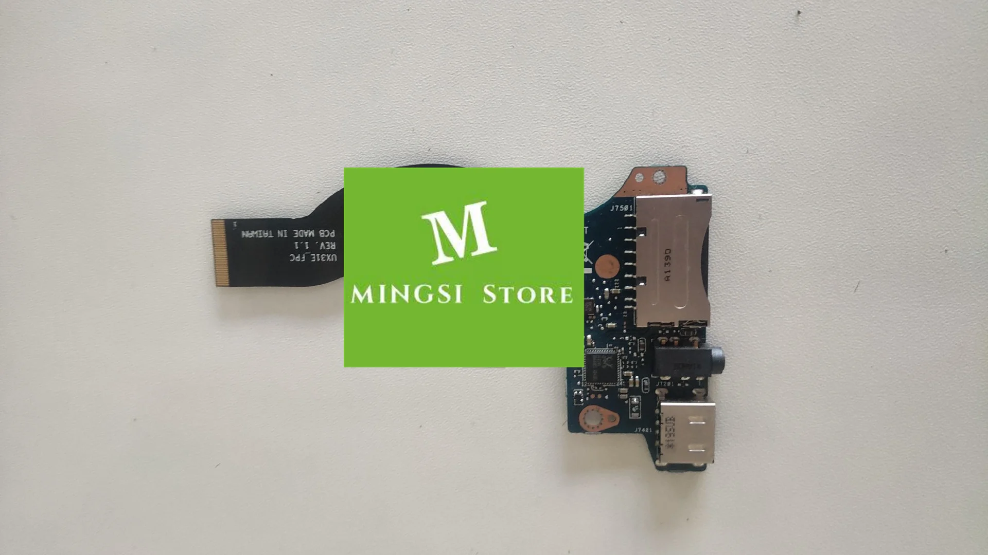 

Для ASUS UX31E USB SD кардридер с кабелем