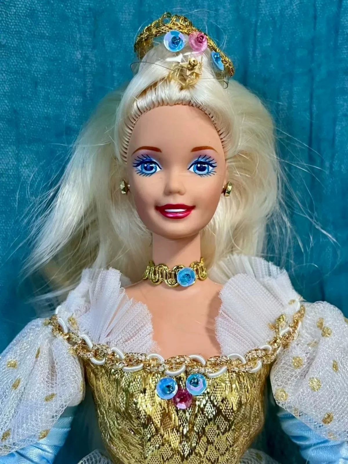 Фото Не новый, масштаб 1/6, полный комплект: голова, тело, одежда, серия HOTTOYS 11-30 см, коллекционная модель без оригинальной коробки. №2