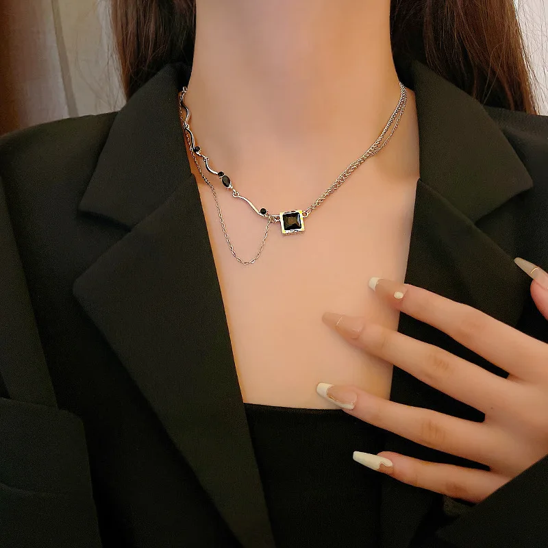 

Cool And Sweet, Hot Girl Style, Black Zircon, Titanium Steel Necklace, Female Ins, Fashionable And Luxurious, Small Crowd,