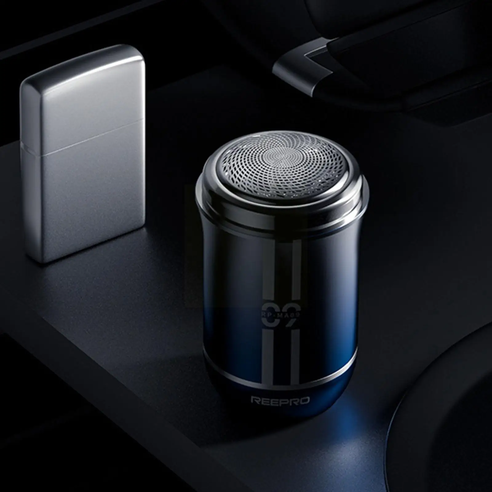 Рисунок 2 - Портативная перезаряжаемая мини-бритва для путешествий