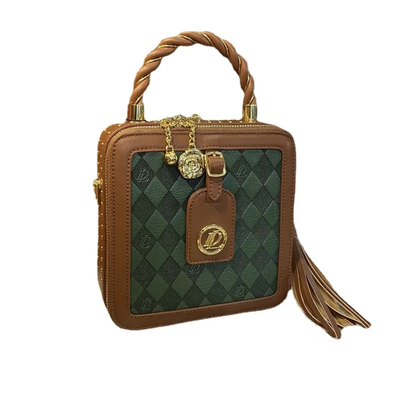 2023 New Genuine Leather Famous Brand Designer New Fashion Single Shoulder Messenger For Women Classic Small Square Packet