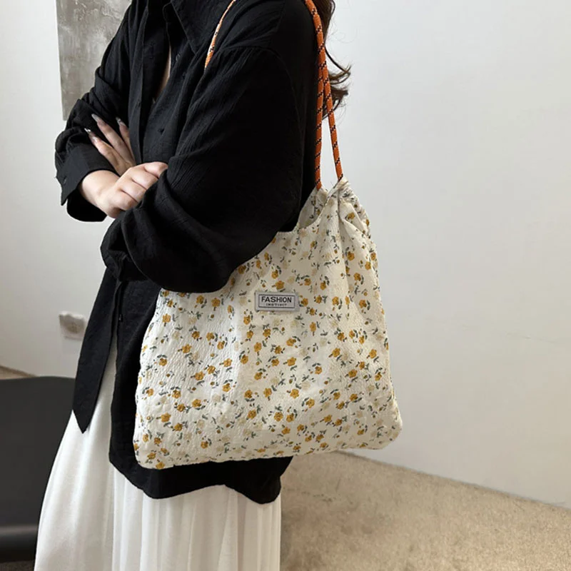 Холщовая сумка с цветочным принтом женская холщовая на одно плечо большая