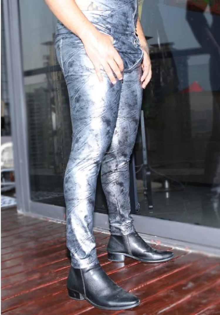 

Printed PU Motorcycle Leather Trouser Pencil Pants Fashion Add Velvet Keep Warm Legging Front Back Pockets One Piece Tight Jeans