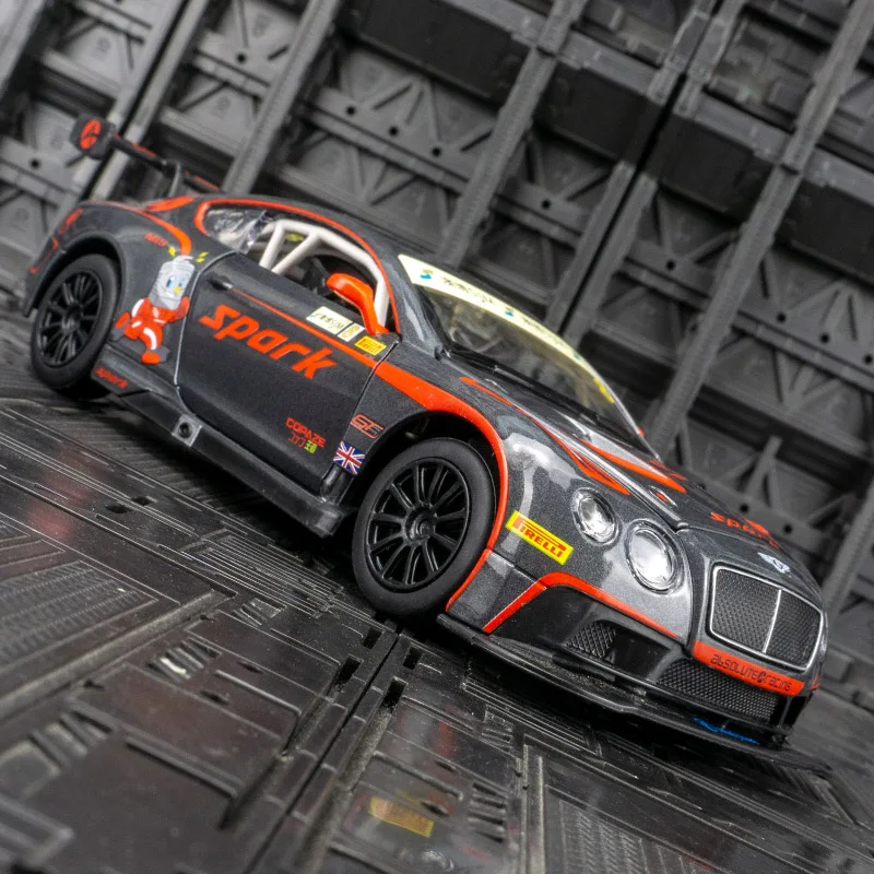 Фото Модель автомобиля Bentley Continental GT3 из сплава, масштаб 1:24, с открывающимися дверями и капотом, тонкая работа, высокое качество. №4