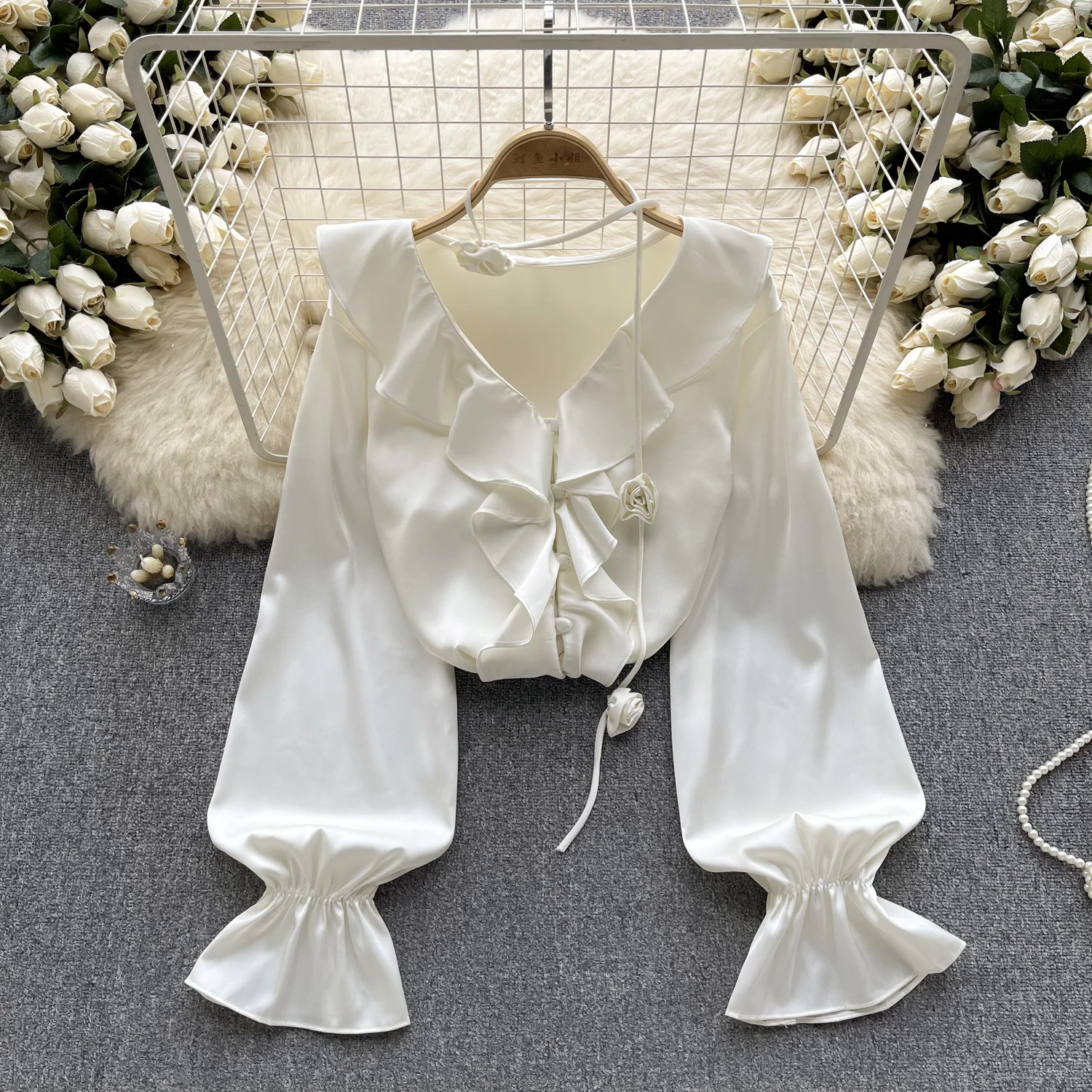 

Женская однобортная Блузка с оборками, V-образным вырезом и длинными рукавами-фонариками, облегающий элегантный пикантный топ с 3D цветами и кисточками, осень