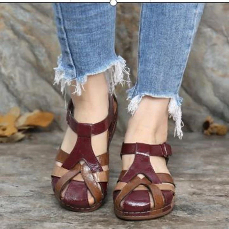 Fashion Women Sandals Waterproo Sli on Round Female Slippers Casual Comfortable Outdoor Fashion Summer Plus Size Shoes Women