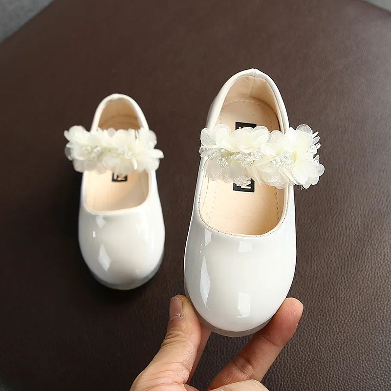 2021 Baby Girls Walking Shoes Kids PU leather Big Flower Summer Princess Non-slip Shoes Party Wedding Baby Girls Dance Shoes 3 2021 Baby Girls Walking Shoes Kids PU leather Big Flower Summer Princess Non-slip Shoes Party Wedding Baby Girls Dance Shoes 3